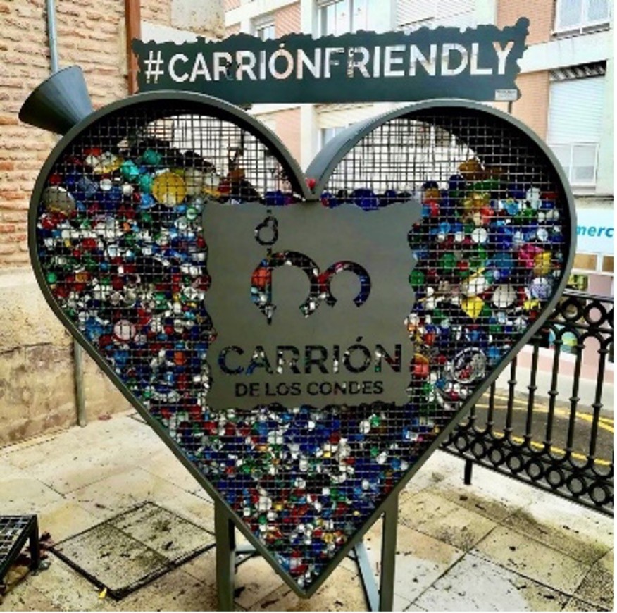 Coraz&oacute;n solidario Recoge Tapones